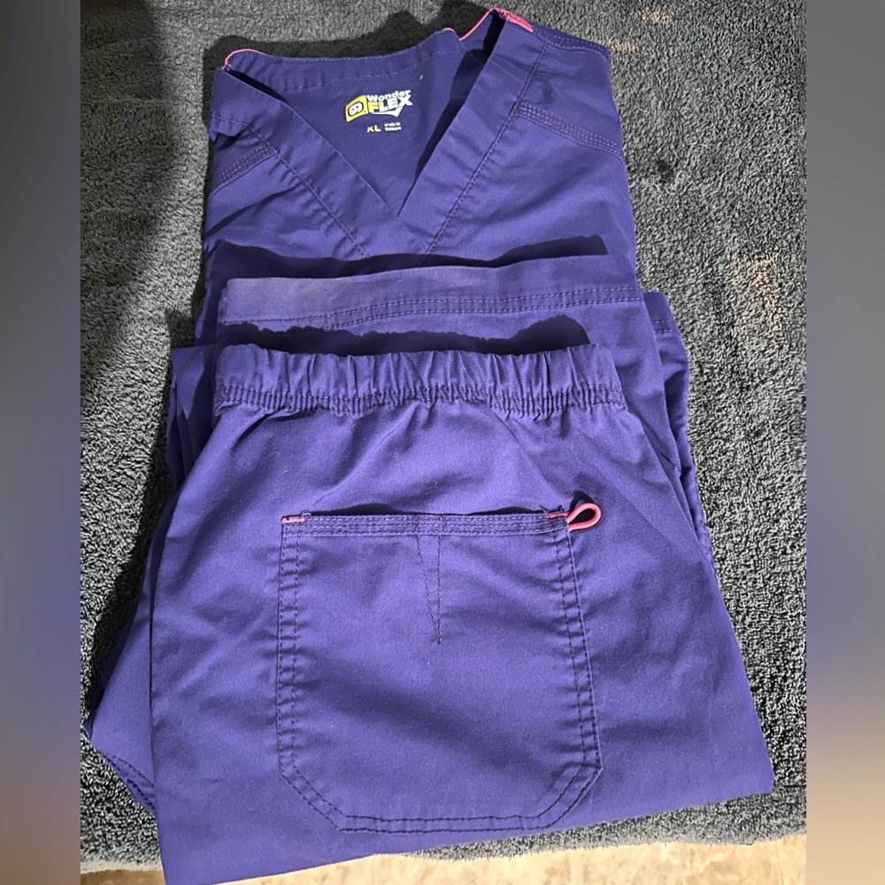 Wonderwink flex scrubs